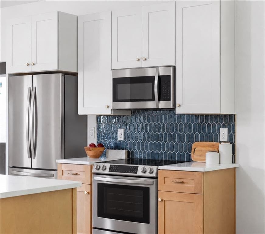 3 bedroom, 3 bathroom, 1,340 sq ft townhouse for sale at 2060 Ruth Street B, Atlanta, GA 30318 — photo 10
