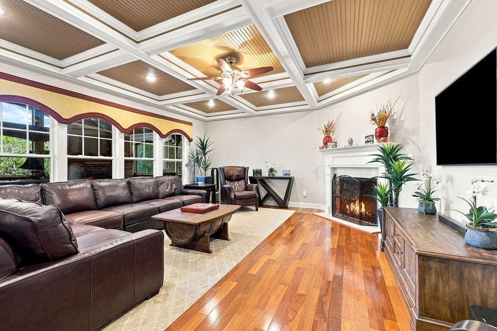 4 bedroom, 4 bathroom, 5,264 sq ft single family residence under contract at 4505 Hedgewood Drive, Cumming, GA 30041 — photo 2