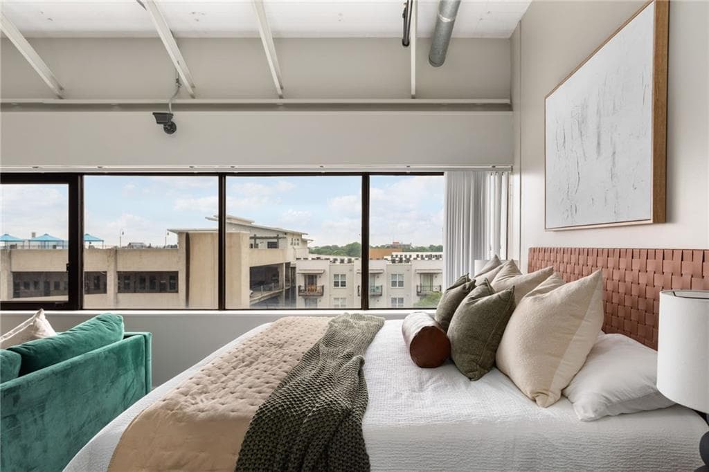 1 bedroom, 1 bathroom, 581 sq ft condominium for sale at 120 Ralph Mcgill Boulevard 610, Atlanta, GA 30308 — photo 10