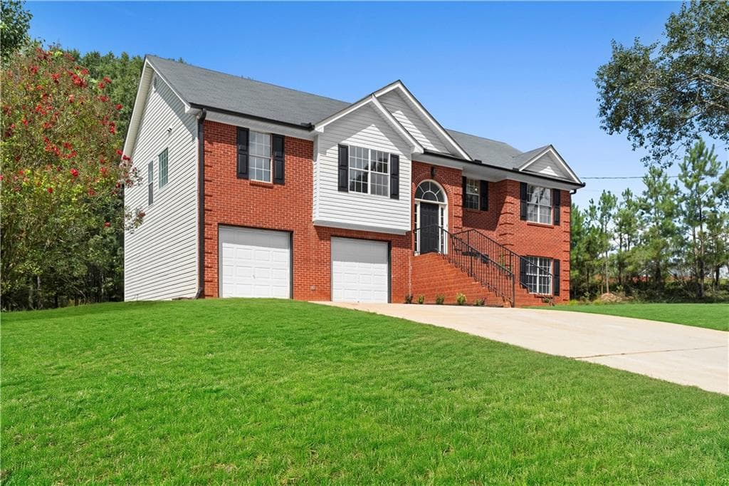 4 bedroom, 3 bathroom, 2,353 sq ft single family residence under contract at 130 Fields Creek Way, Covington, GA 30016 — photo 5