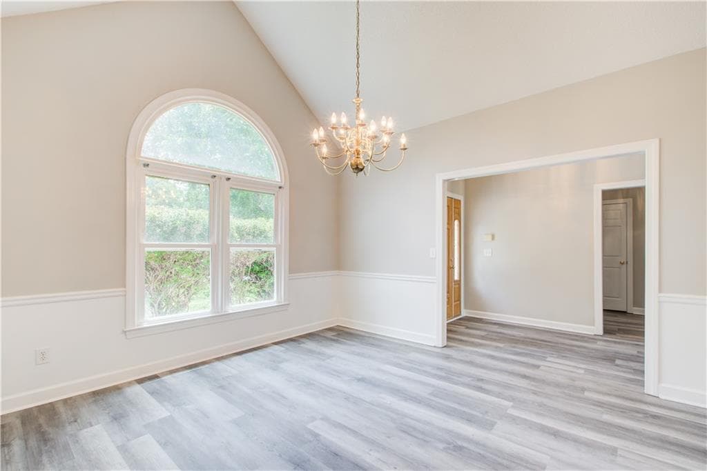 3 bedroom, 2 bathroom, 1,900 sq ft single family residence for sale at 1001 Marie Hill Court, Conyers, GA 30094 — photo 5