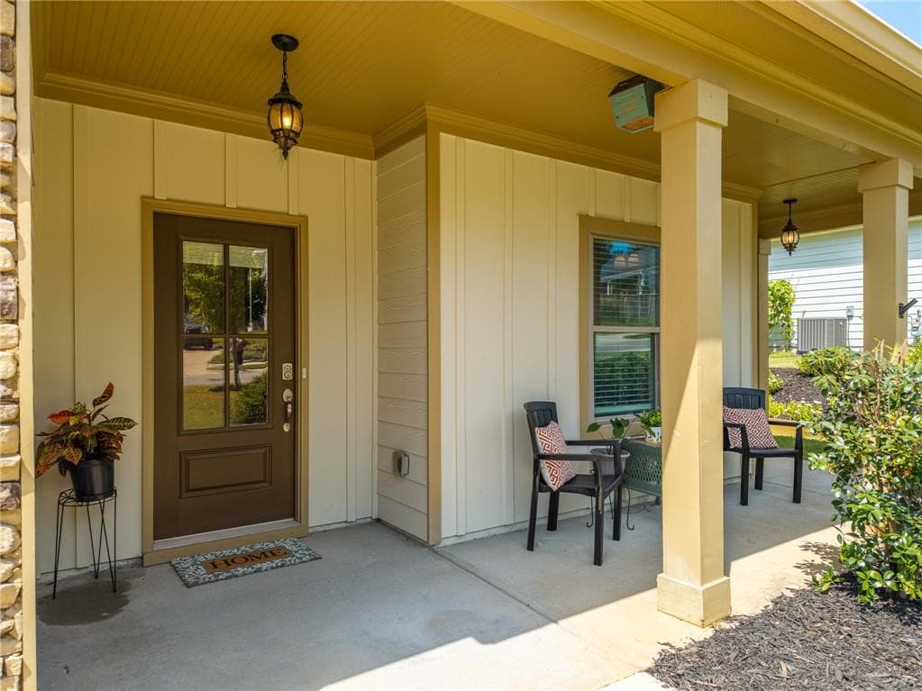 4 bedroom, 3 bathroom, 2,277 sq ft single family residence for sale at 467 Tom Avery Drive, Ball Ground, GA 30107 — photo 4