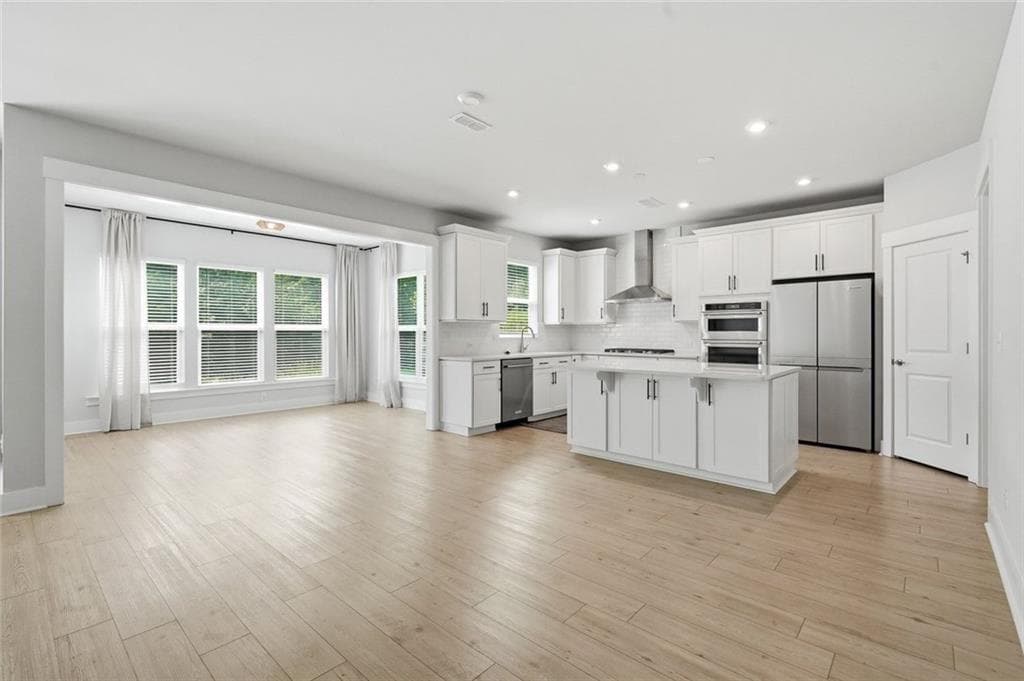 3 bedroom, 3 bathroom, 2,600 sq ft single family residence for sale at 4719 Wilderness Trail, Flowery Branch, GA 30542 — photo 7