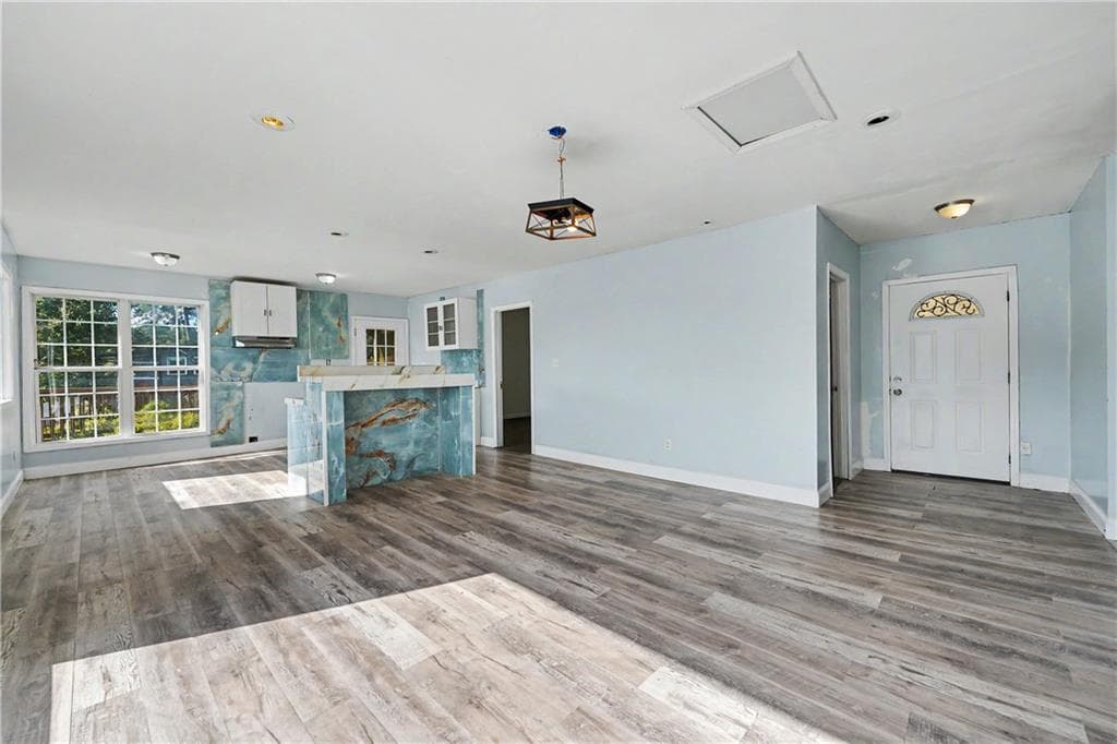 3 bedroom, 2 bathroom, 1,636 sq ft single family residence for sale at 140 E Hamm Road, Jackson, GA 30233 — photo 8