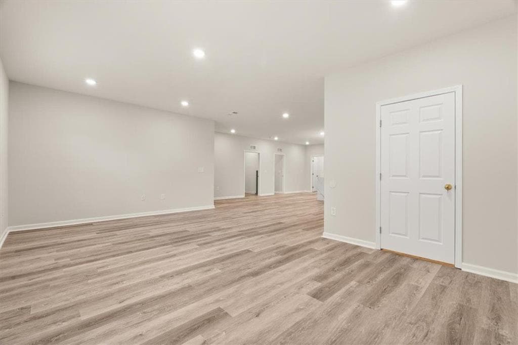 3 bedroom, 4 bathroom, 1,748 sq ft single family residence for sale at 6824 Church Street, Lithonia, GA 30058 — photo 10