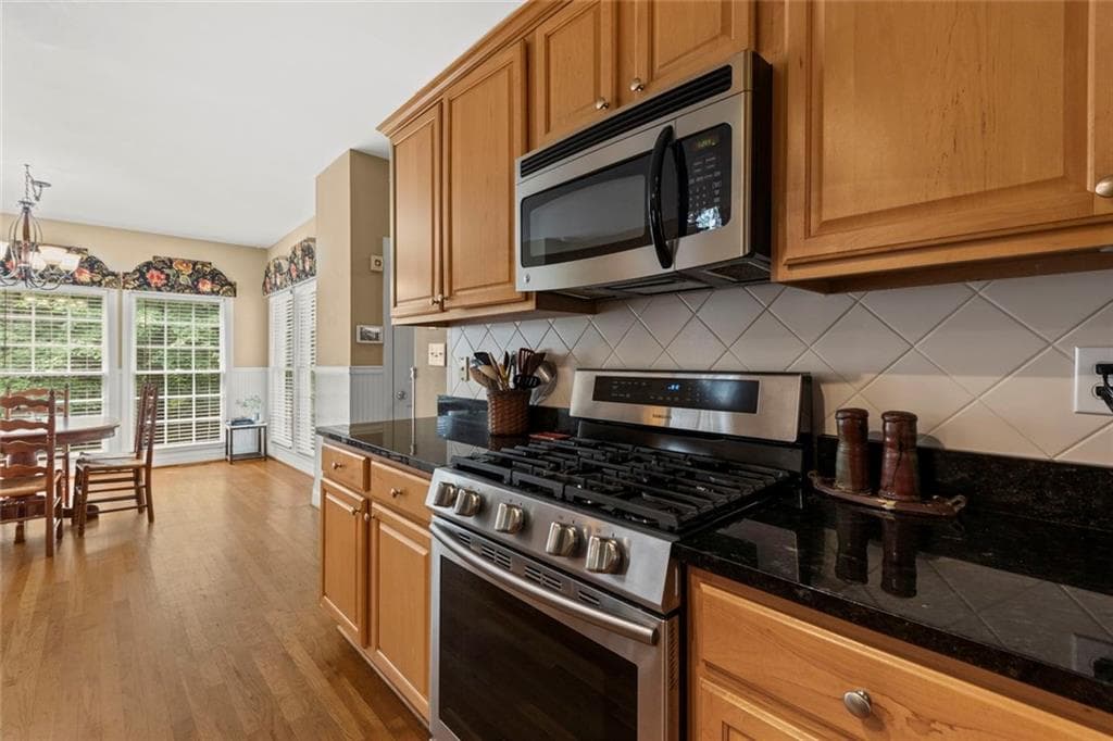 4 bedroom, 4 bathroom, 3,153 sq ft single family residence for sale at 531 Wintergreen Way, Canton, GA 30115 — photo 10