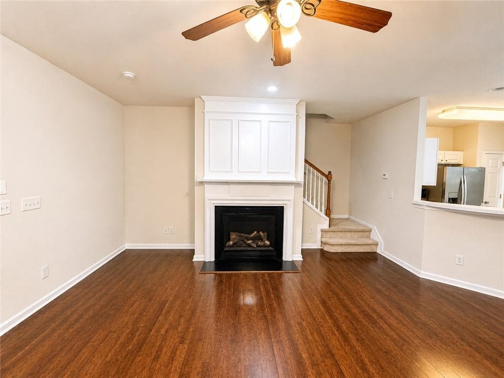 3 bedroom, 3 bathroom, 1,615 sq ft townhouse for rent at 3645 Postwaite Circle, Duluth, GA 30097 for $2,200 a month — photo 5