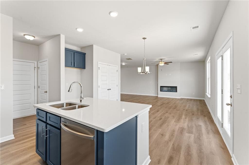 4 bedroom, 3 bathroom, 2,148 sq ft single family residence for sale at 5975 Spring Way, Stonecrest, GA 30038 — photo 10