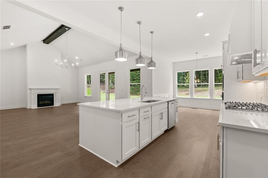 4 bedroom, 3 bathroom, 2,606 sq ft single family residence for sale at 8480 Creekside Overlook Drive, Gainesville, GA 30506 — photo 10