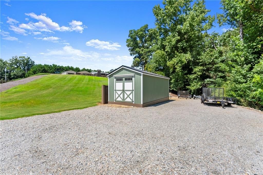 single family residence for sale at 3173 Alenes Drive, Gainesville, GA 30506 — photo 8