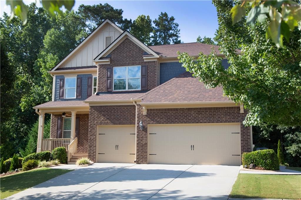 6 bedroom, 5 bathroom, 5,840 sq ft single family residence for sale at 2410 Cain Circle, Dacula, GA 30019 — photo 2