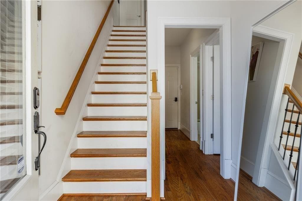 3 bedroom, 4 bathroom, 2,320 sq ft townhouse for sale at 383 16th Street 3, Atlanta, GA 30363 — photo 5