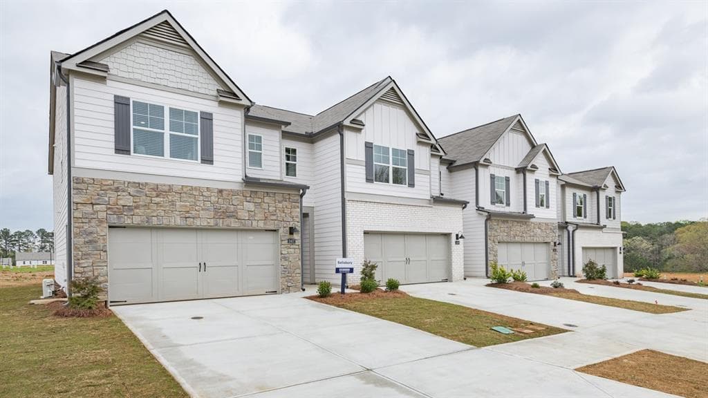 3 bedroom, 3 bathroom, 2,125 sq ft townhouse for sale at 4806 Guava Trace, Acworth, GA 30101 — photo 2