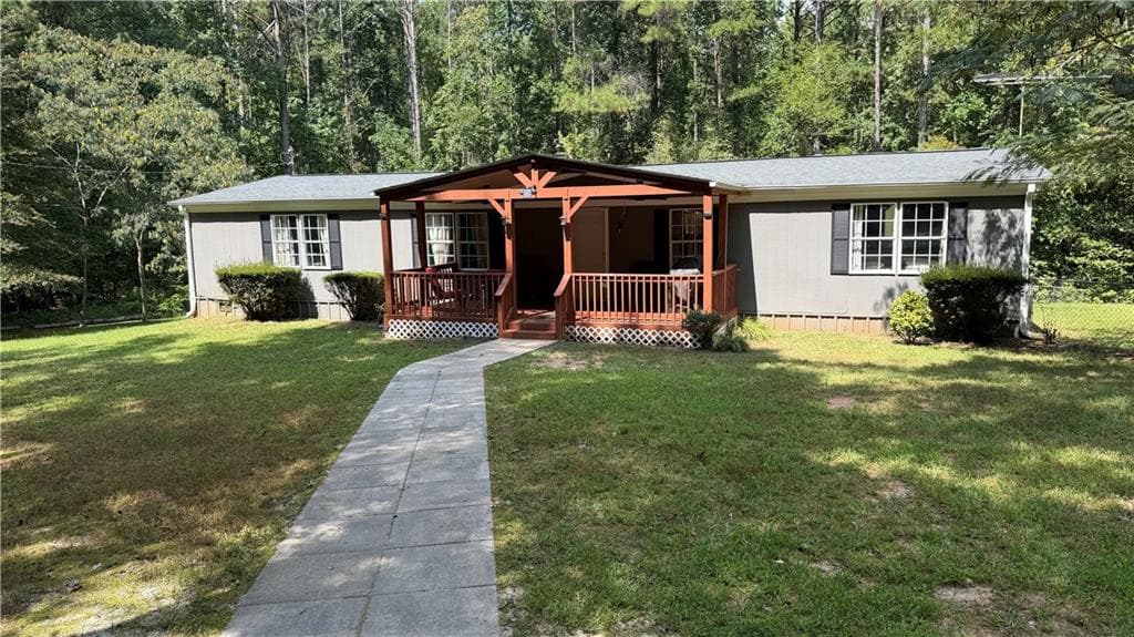 3 bedroom, 2 bathroom, 1,782 sq ft single family residence under contract at 431 Venable Road, Temple, GA 30179 — photo 2