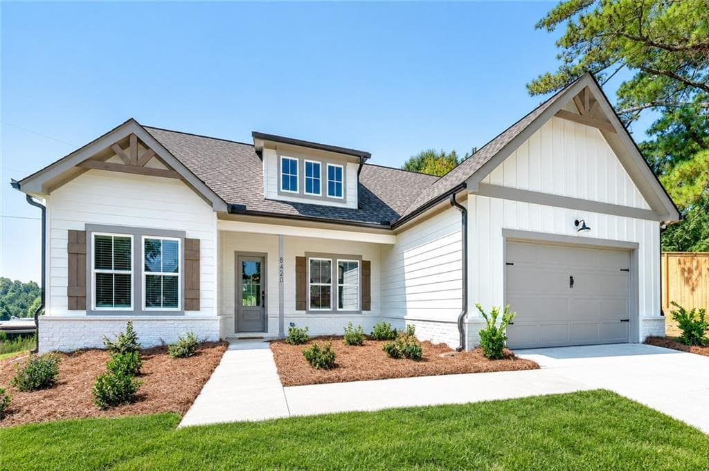 3 bedroom, 2 bathroom, 1,584 sq ft single family residence for sale at 8420 Pleasant Grove Circle, Gainesville, GA 30506 — photo 1 of 23