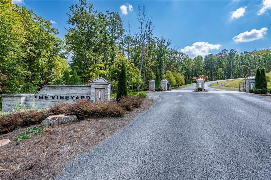 single family residence for sale at 279 Highgrove Drive, Talking Rock, GA 30175 — photo 7