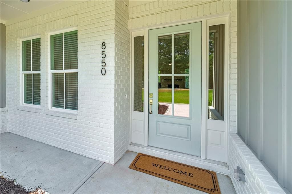 4 bedroom, 3 bathroom, 2,109 sq ft single family residence for sale at 8550 Old Keith Bridge Road, Gainesville, GA 30506 — photo 3