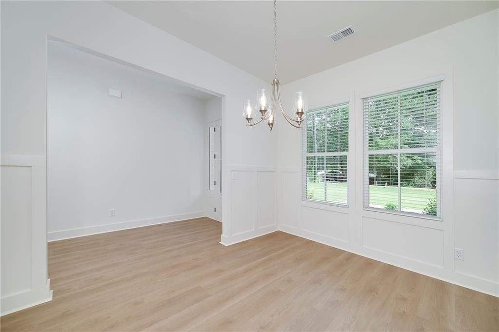 4 bedroom, 3 bathroom, 2,109 sq ft single family residence for sale at 8550 Old Keith Bridge Road, Gainesville, GA 30506 — photo 5
