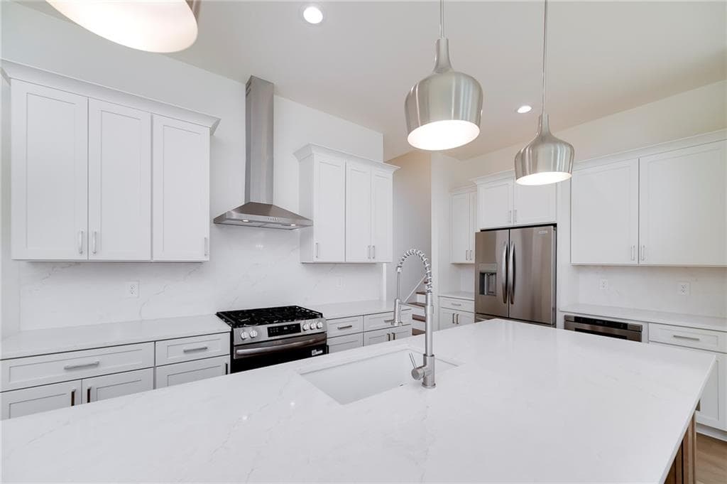 4 bedroom, 3 bathroom, 2,109 sq ft single family residence for sale at 8550 Old Keith Bridge Road, Gainesville, GA 30506 — photo 6