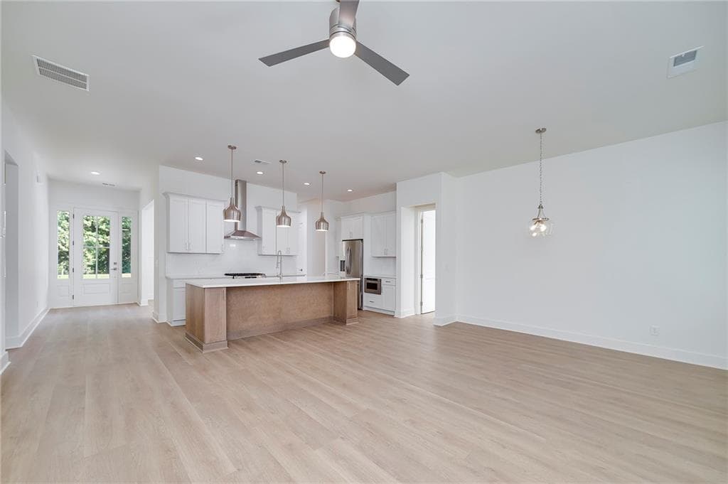4 bedroom, 3 bathroom, 2,109 sq ft single family residence for sale at 8550 Old Keith Bridge Road, Gainesville, GA 30506 — photo 10