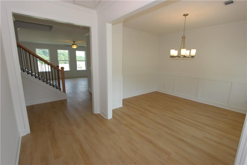5 bedroom, 4 bathroom, 2,562 sq ft single family residence for sale at 7419 Rocklin Lane, Flowery Branch, GA 30542 — photo 2