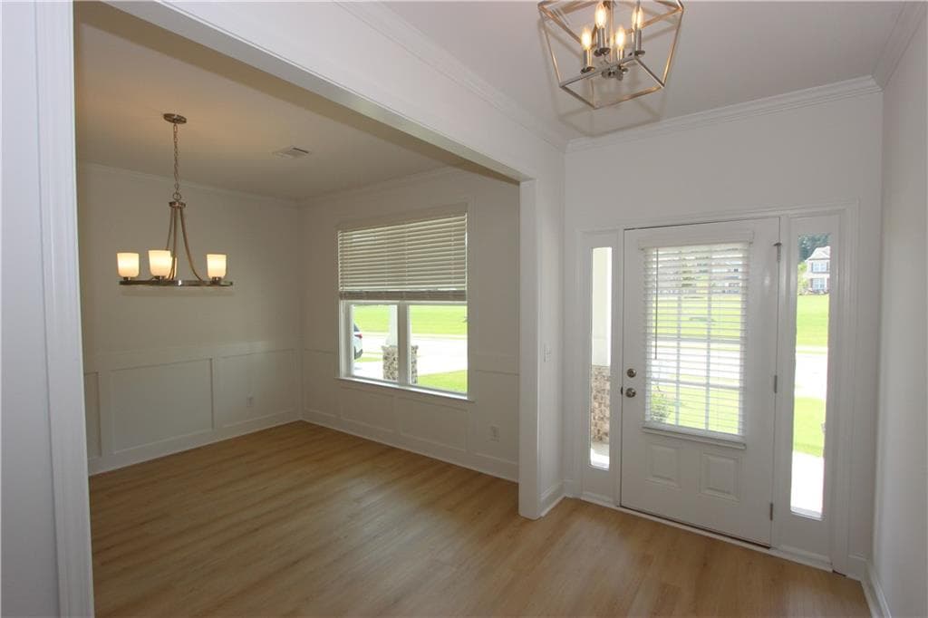 5 bedroom, 4 bathroom, 2,562 sq ft single family residence for sale at 7419 Rocklin Lane, Flowery Branch, GA 30542 — photo 3