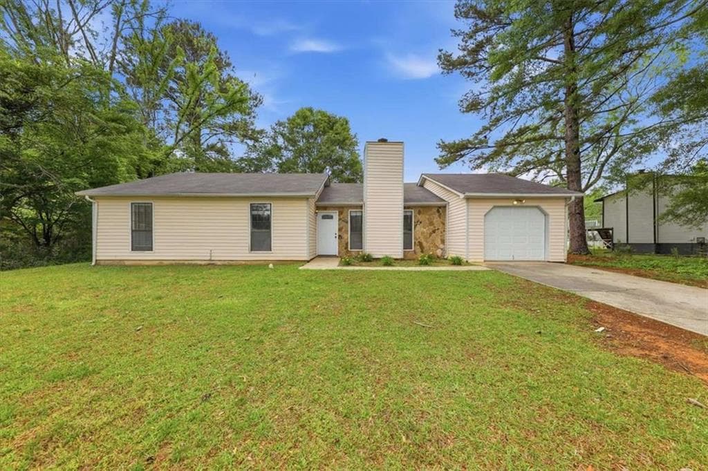3 bedroom, 2 bathroom single family residence for sale at 608 Crestmont Court, Jonesboro, GA 30238 — photo 2