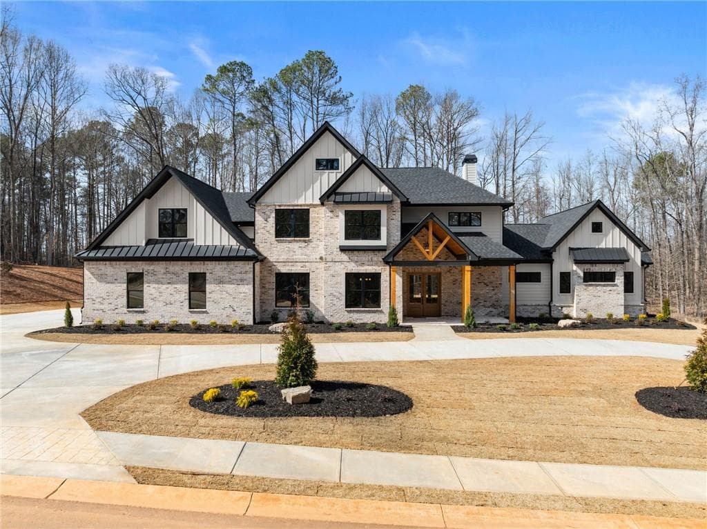 4 bedroom, 5 bathroom, 5,192 sq ft single family residence for sale at 1178 Pinnacle Drive, Hoschton, GA 30548 — photo 2