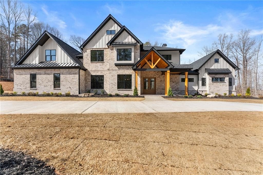 4 bedroom, 5 bathroom, 5,192 sq ft single family residence for sale at 1178 Pinnacle Drive, Hoschton, GA 30548 — photo 3
