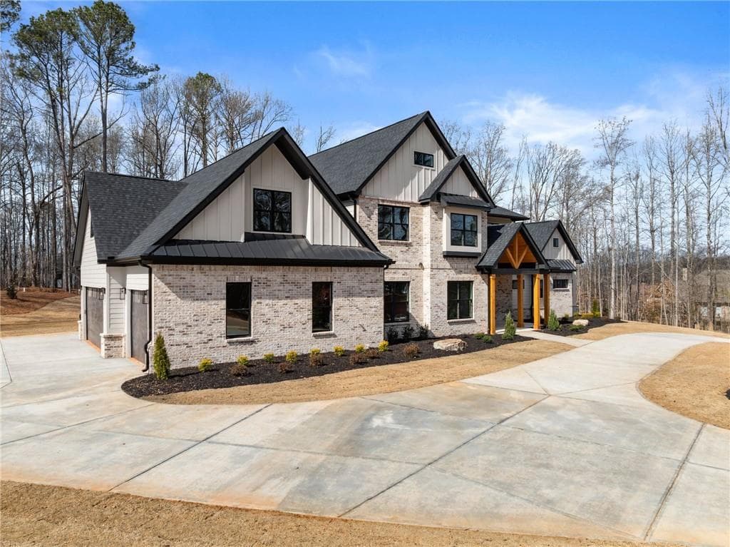 4 bedroom, 5 bathroom, 5,192 sq ft single family residence for sale at 1178 Pinnacle Drive, Hoschton, GA 30548 — photo 6