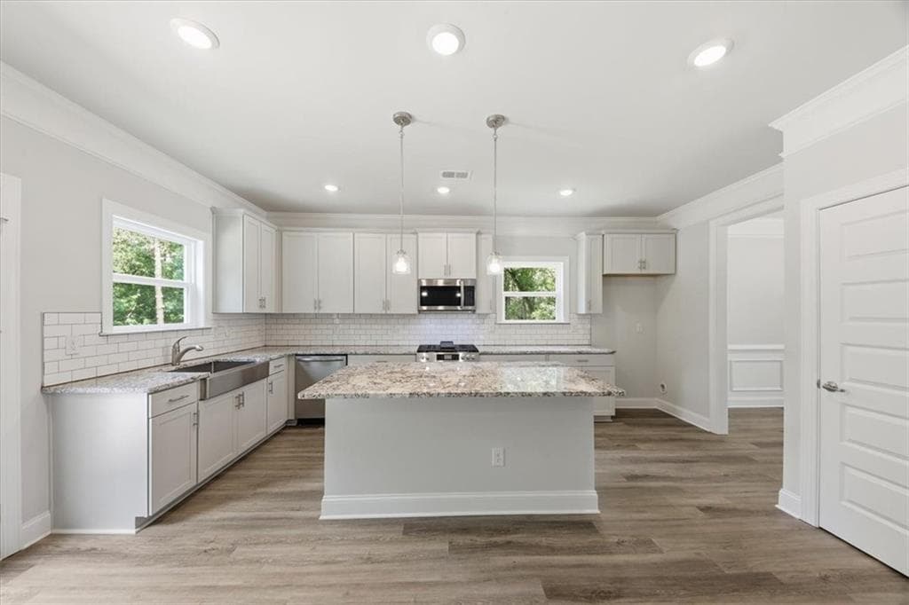 6 bedroom, 5 bathroom, 3,681 sq ft single family residence for sale at 3315 Trevi Trail, Douglasville, GA 30135 — photo 3
