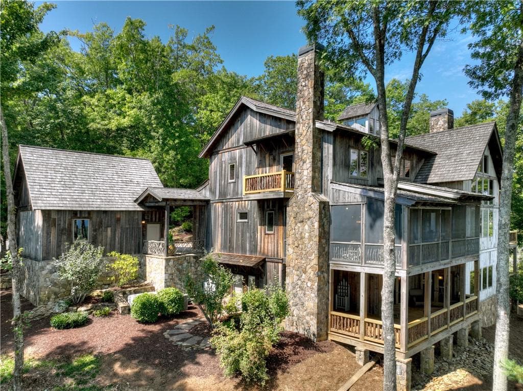 5 bedroom, 7 bathroom, 6,842 sq ft single family residence for sale at 72 Wohali Knob Trail, Ellijay, GA 30540 — photo 9