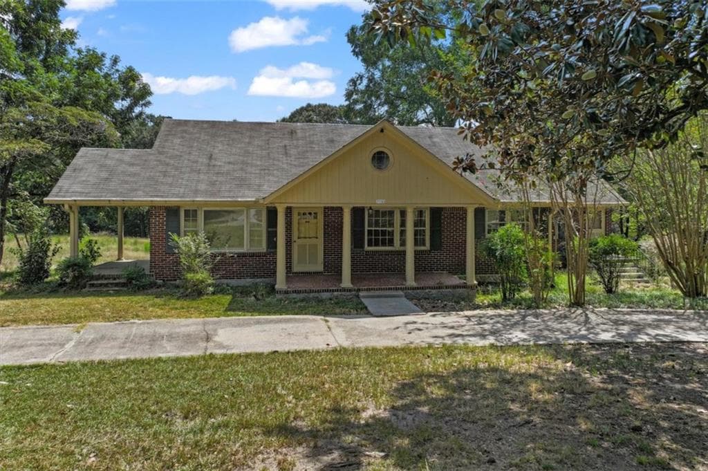 3 bedroom, 2 bathroom, 1,463 sq ft single family residence for sale at 2130 Klondike Road, Conyers, GA 30094 — photo 6