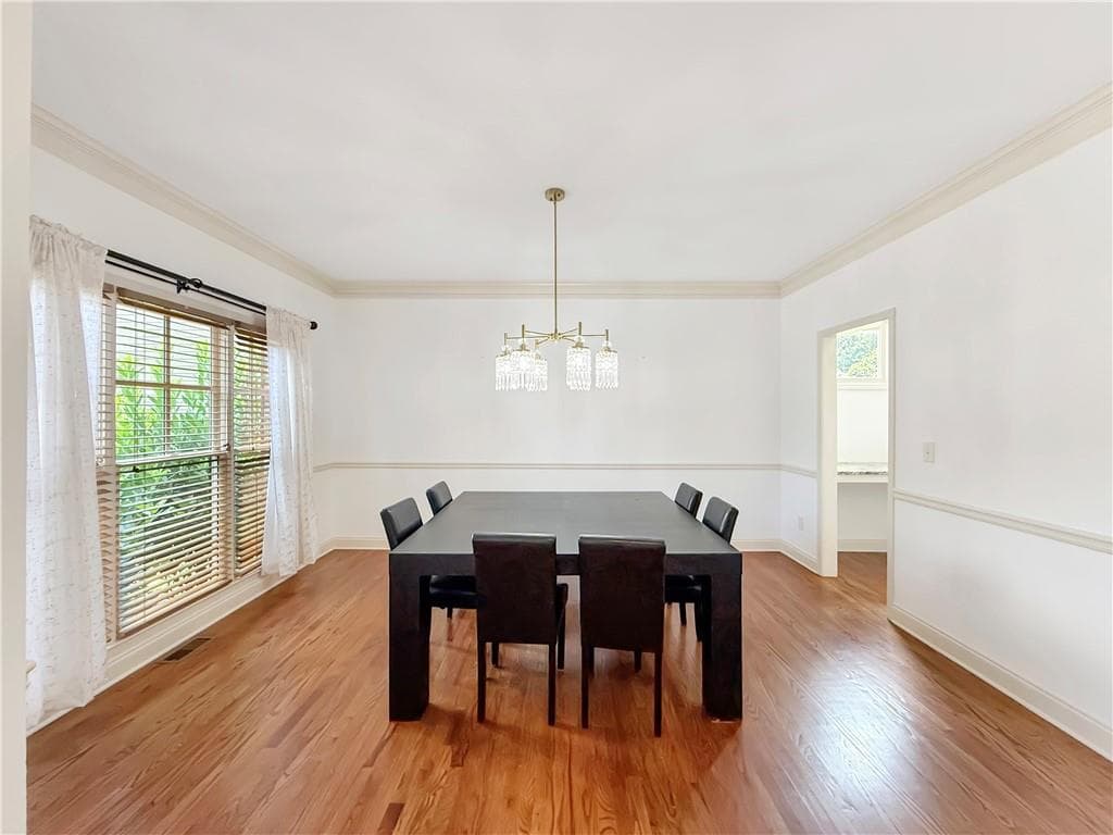 6 bedroom, 6 bathroom, 4,691 sq ft single family residence for rent at 8275 Majors Ridge Way, Cumming, GA 30041 for $3,950 a month — photo 4