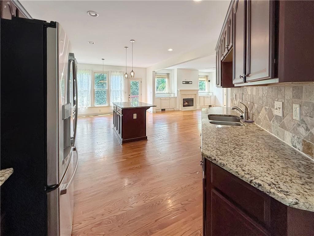 6 bedroom, 6 bathroom, 4,691 sq ft single family residence for rent at 8275 Majors Ridge Way, Cumming, GA 30041 for $3,950 a month — photo 9