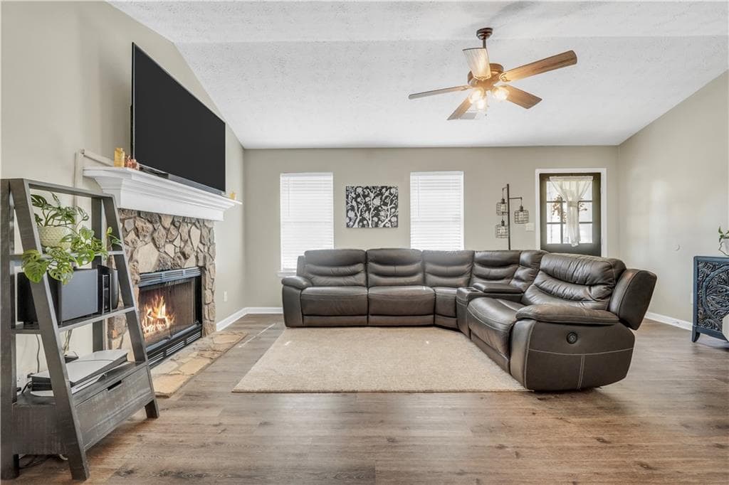 3 bedroom, 2 bathroom, 1,169 sq ft single family residence for sale at 41 Giles Drive, Mcdonough, GA 30252 — photo 8