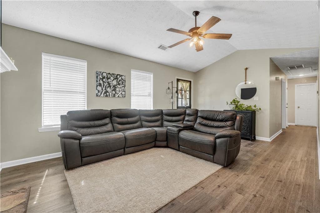 3 bedroom, 2 bathroom, 1,169 sq ft single family residence for sale at 41 Giles Drive, Mcdonough, GA 30252 — photo 9