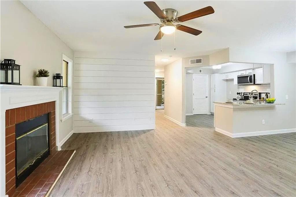 2 bedroom, 2 bathroom, 1,266 sq ft condominium for sale at 694 Mcgill Place, Atlanta, GA 30312 — photo 5