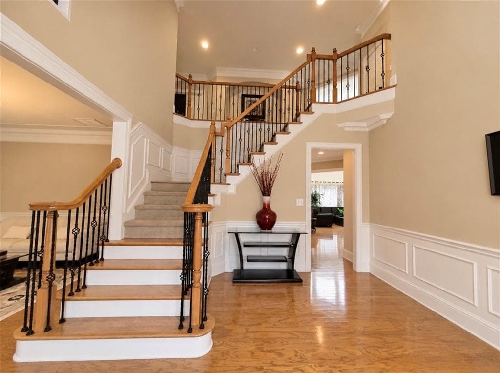 4 bedroom, 4 bathroom, 3,409 sq ft single family residence for sale at 1653 Elesmere Oak Court, Duluth, GA 30097 — photo 9