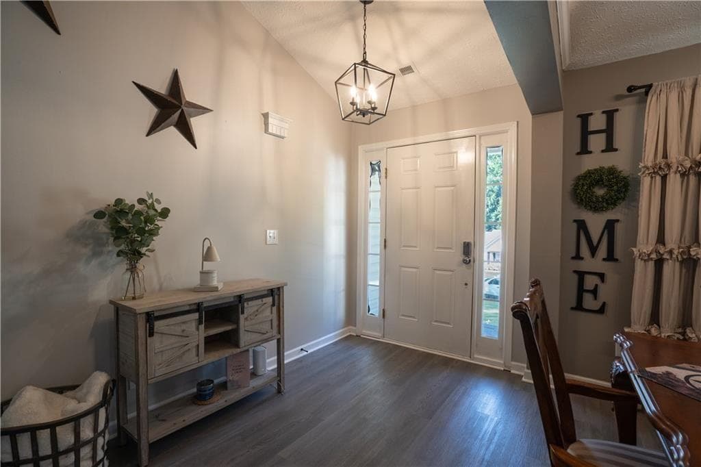 5 bedroom, 3 bathroom, 3,684 sq ft single family residence under contract at 75 Oak Ridge Court, Douglasville, GA 30134 — photo 6