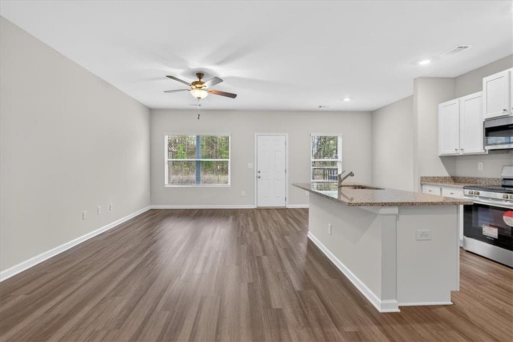 3 bedroom, 3 bathroom, 1,664 sq ft townhouse for sale at 144 Brexley Drive, Calhoun, GA 30701 — photo 7