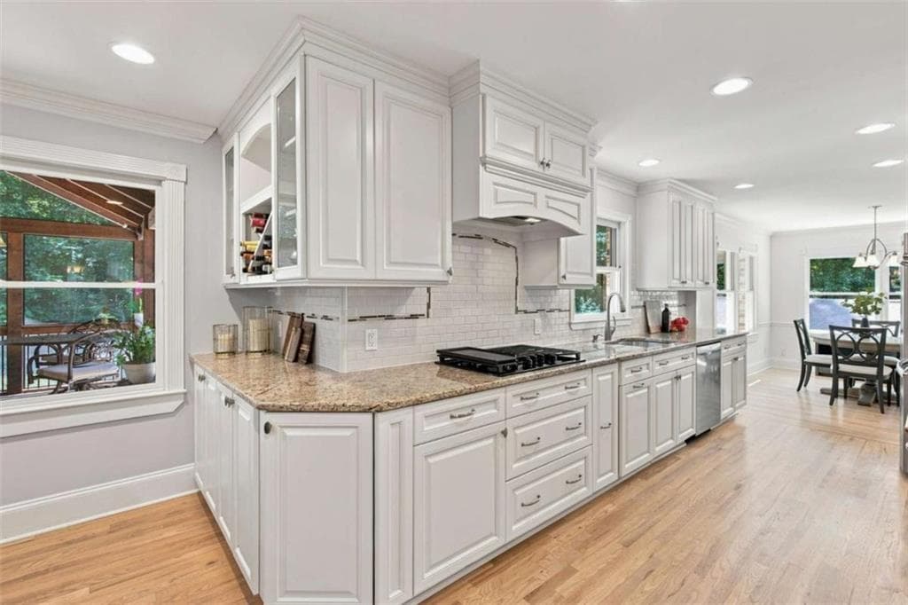 4 bedroom, 4 bathroom single family residence for sale at 330 Waverly Hall Drive, Roswell, GA 30075 — photo 2