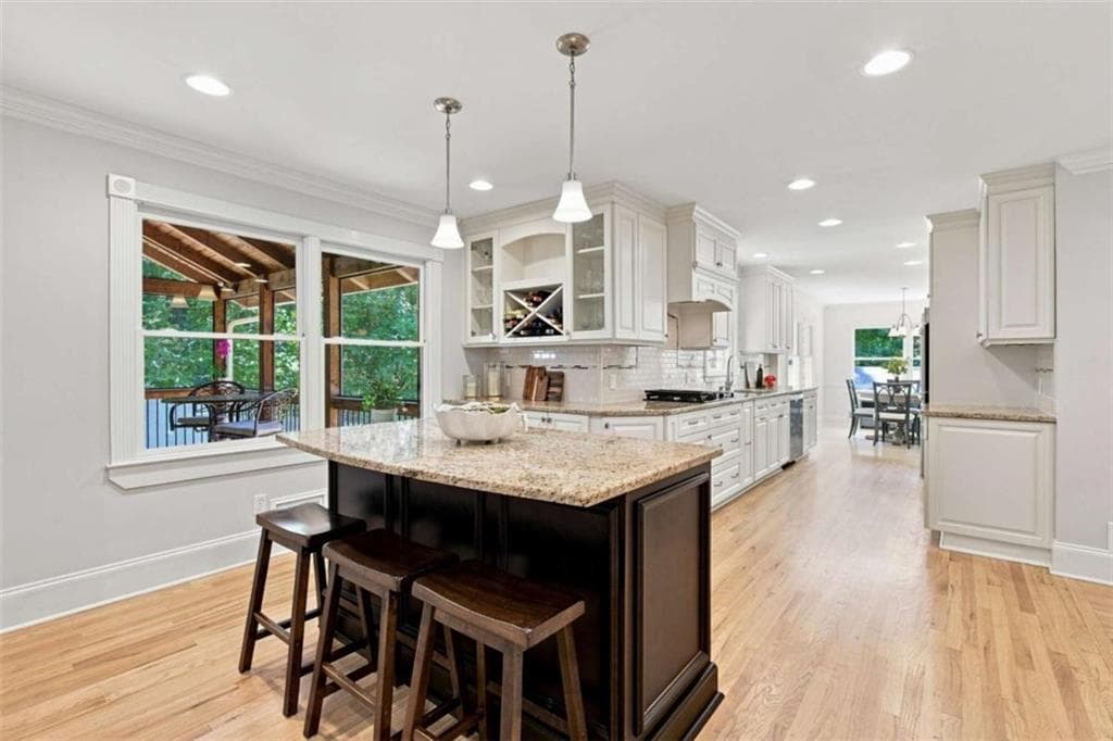 4 bedroom, 4 bathroom single family residence for sale at 330 Waverly Hall Drive, Roswell, GA 30075 — photo 4