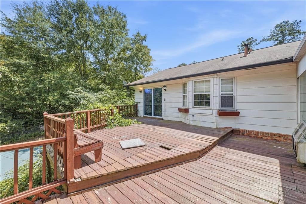 4 bedroom, 3 bathroom, 2,940 sq ft single family residence for sale at 1920 Long Ridge Drive, Macon, GA 31211 — photo 5
