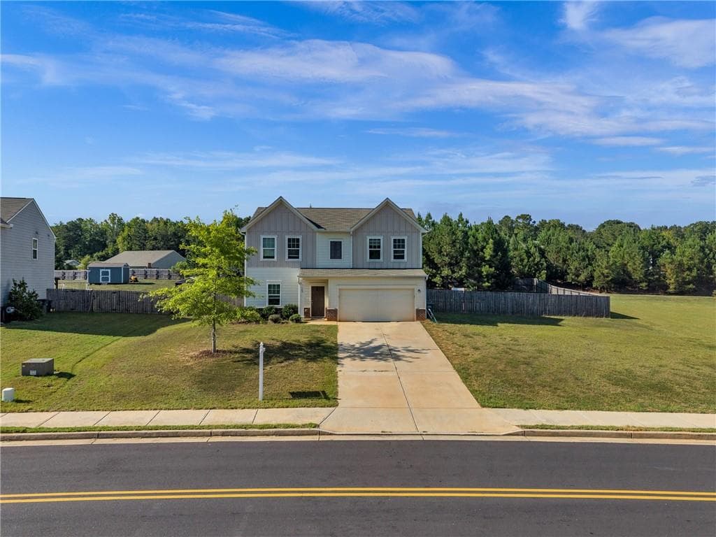 4 bedroom, 3 bathroom, 2,208 sq ft single family residence for sale at 143 Coldwater Way, Griffin, GA 30224