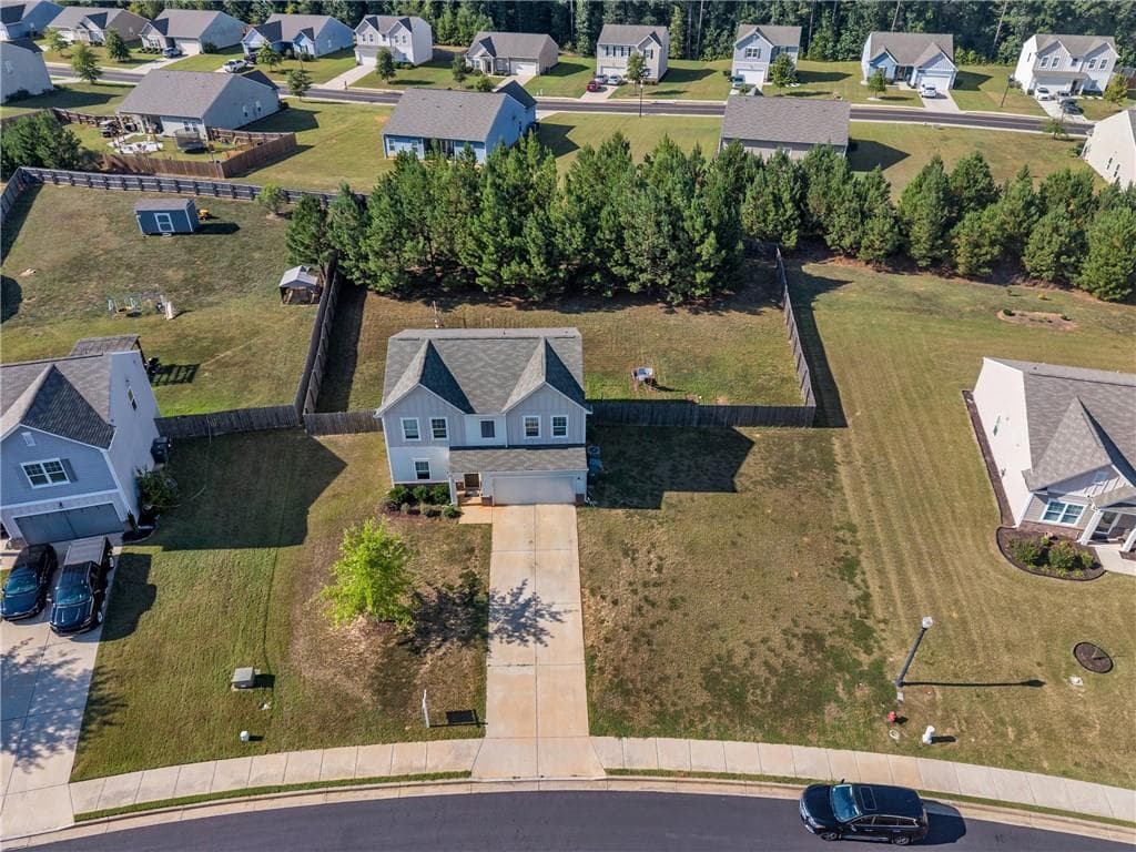 4 bedroom, 3 bathroom, 2,208 sq ft single family residence for sale at 143 Coldwater Way, Griffin, GA 30224 — photo 4