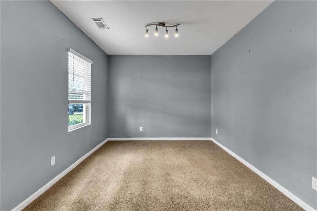 4 bedroom, 3 bathroom, 2,208 sq ft single family residence for sale at 143 Coldwater Way, Griffin, GA 30224 — photo 7