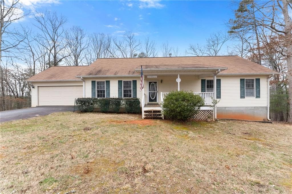 4 bedroom, 3 bathroom, 1,484 sq ft single family residence for sale at 337 Claystone Walk, Cleveland, GA 30528 — photo 2