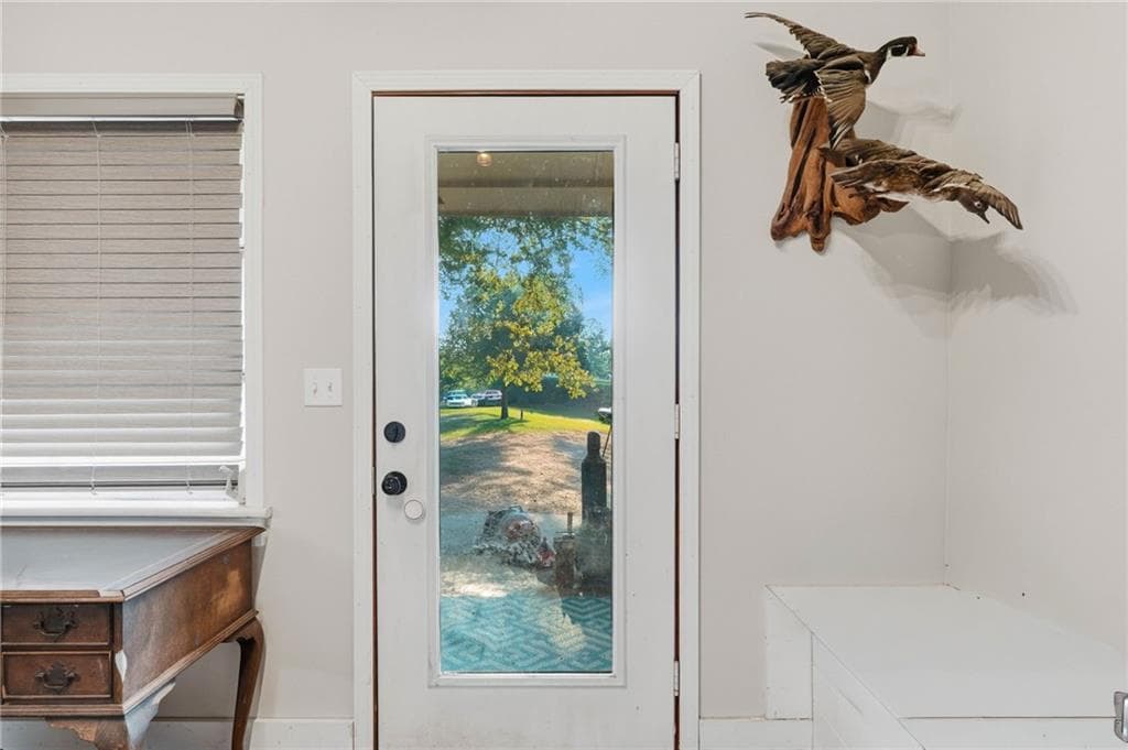 2 bedroom, 2 bathroom, 1,448 sq ft single family residence for sale at 16 Martin Road, Cartersville, GA 30120 — photo 4