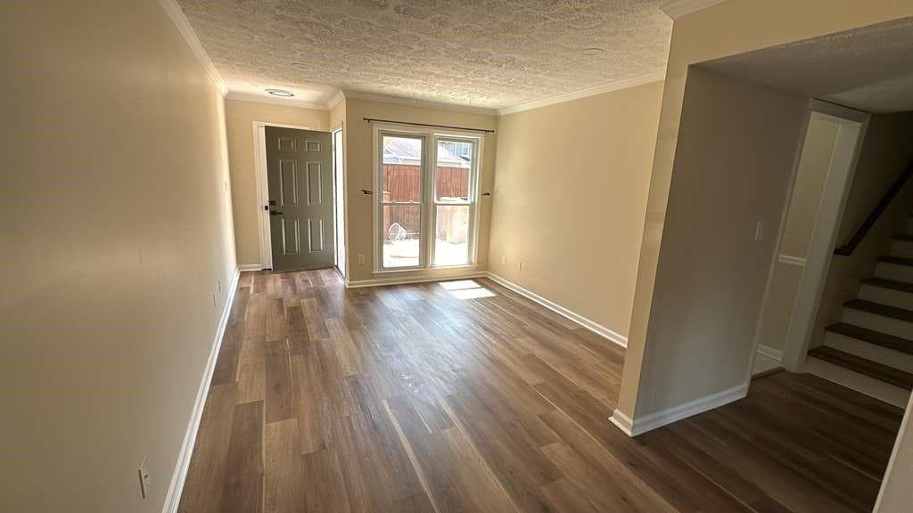 2 bedroom, 3 bathroom, 1,497 sq ft condominium for rent at 5011 Meadow Lane, Marietta, GA 30068 for $2,000 a month — photo 3